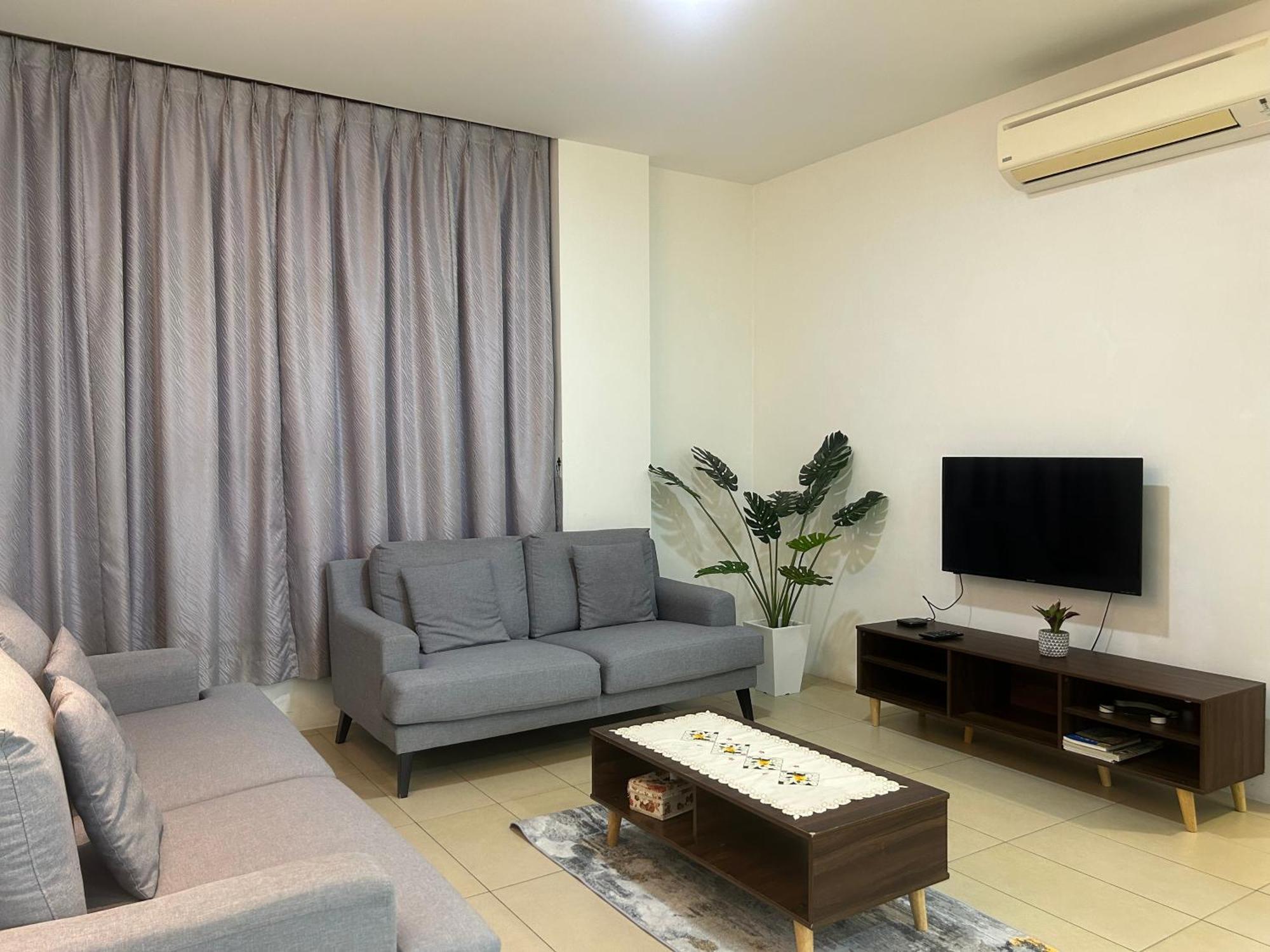 Roxy Apartment Kuching Kültér fotó
