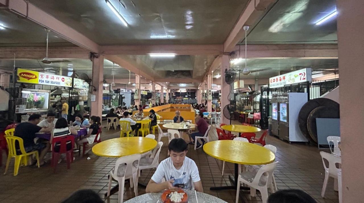 Roxy Apartment Kuching Kültér fotó